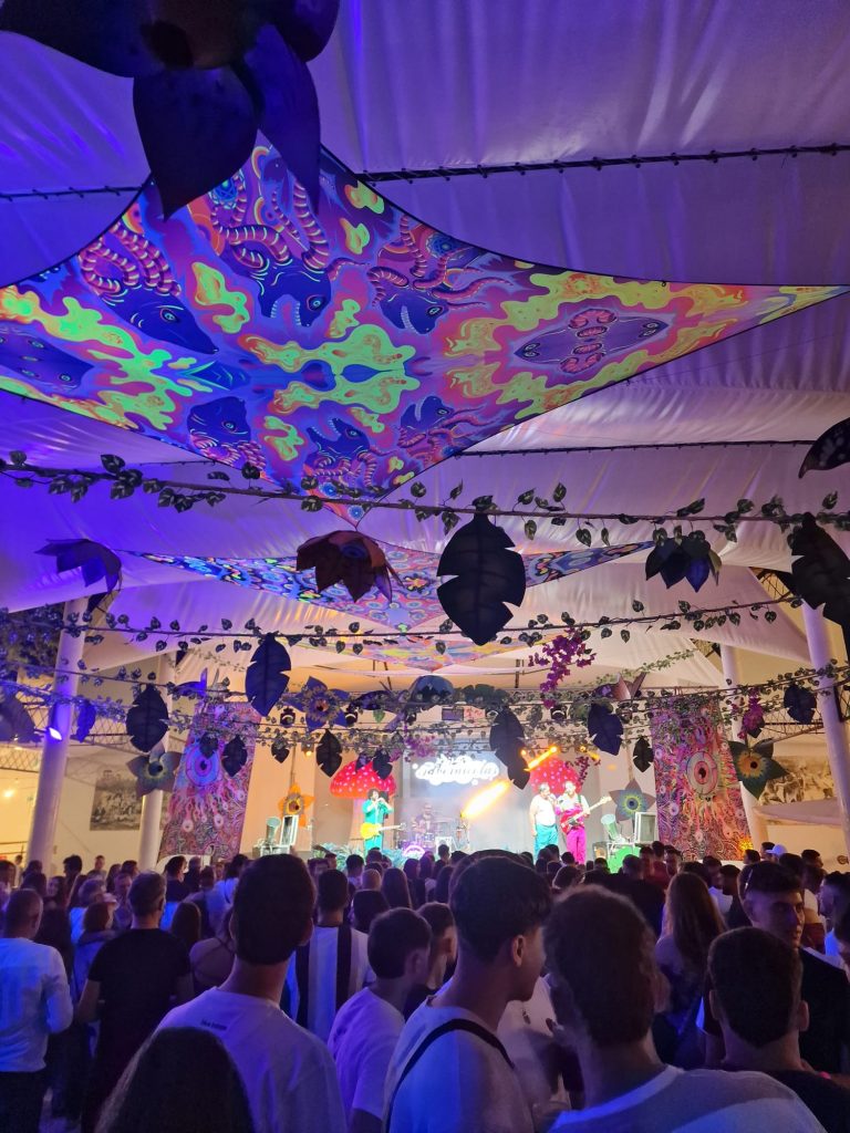 decoraciones whatsapp image 2026 03 19 at 18.14.16 (1)