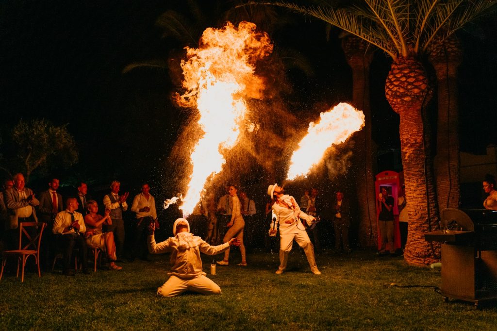 Escupefuegos whatsapp image 2026 03 23 at 11.00.13 (3)