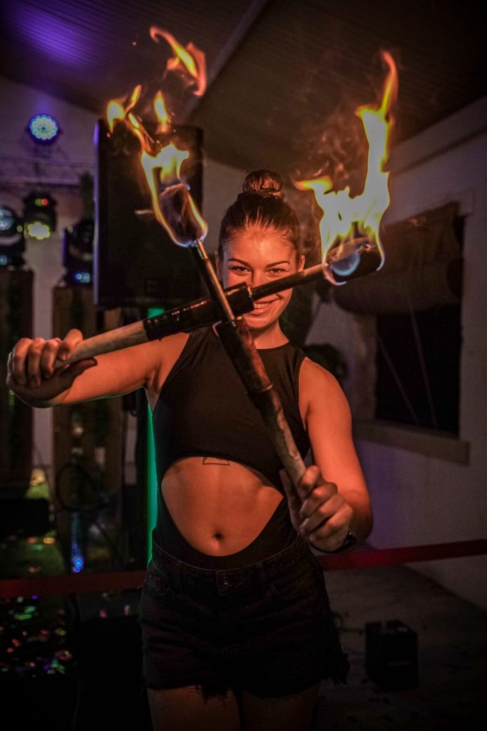 Escupefuegos whatsapp image 2026 03 23 at 11.00.40 (1)